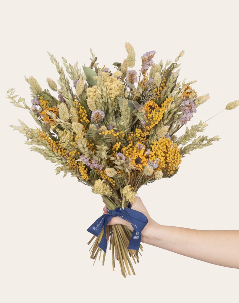 Bouquet de fleurs séchées naturelles champêtre monsieur marguerite comparateur bloomyrama