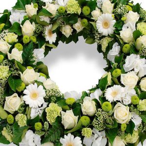 couronne funéraire blanche livraison fleurs de deuil comparateur bloomyrama