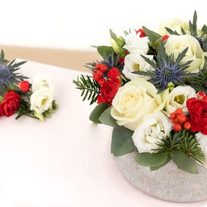 Composition de fleurs roses chardon sapin 123fleurs comparaison bloomyrama