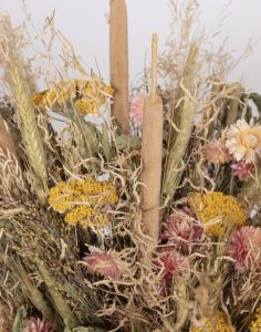 Bouquet haut de fleurs séchées naturelles et son vase monsieur marguerite comparateur bloomyrama